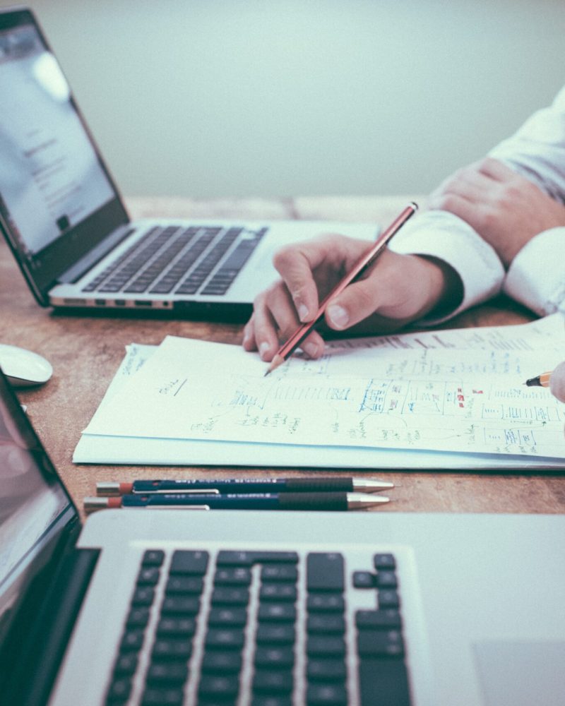 scott-graham-5fNmWej4tAA-unsplash